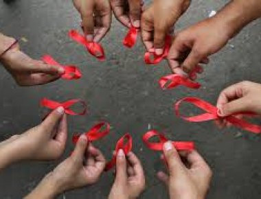 Μητσοτάκης: Χρέος μας να συνεχίσουμε τον αγώνα της πρόληψης κατά του AIDS